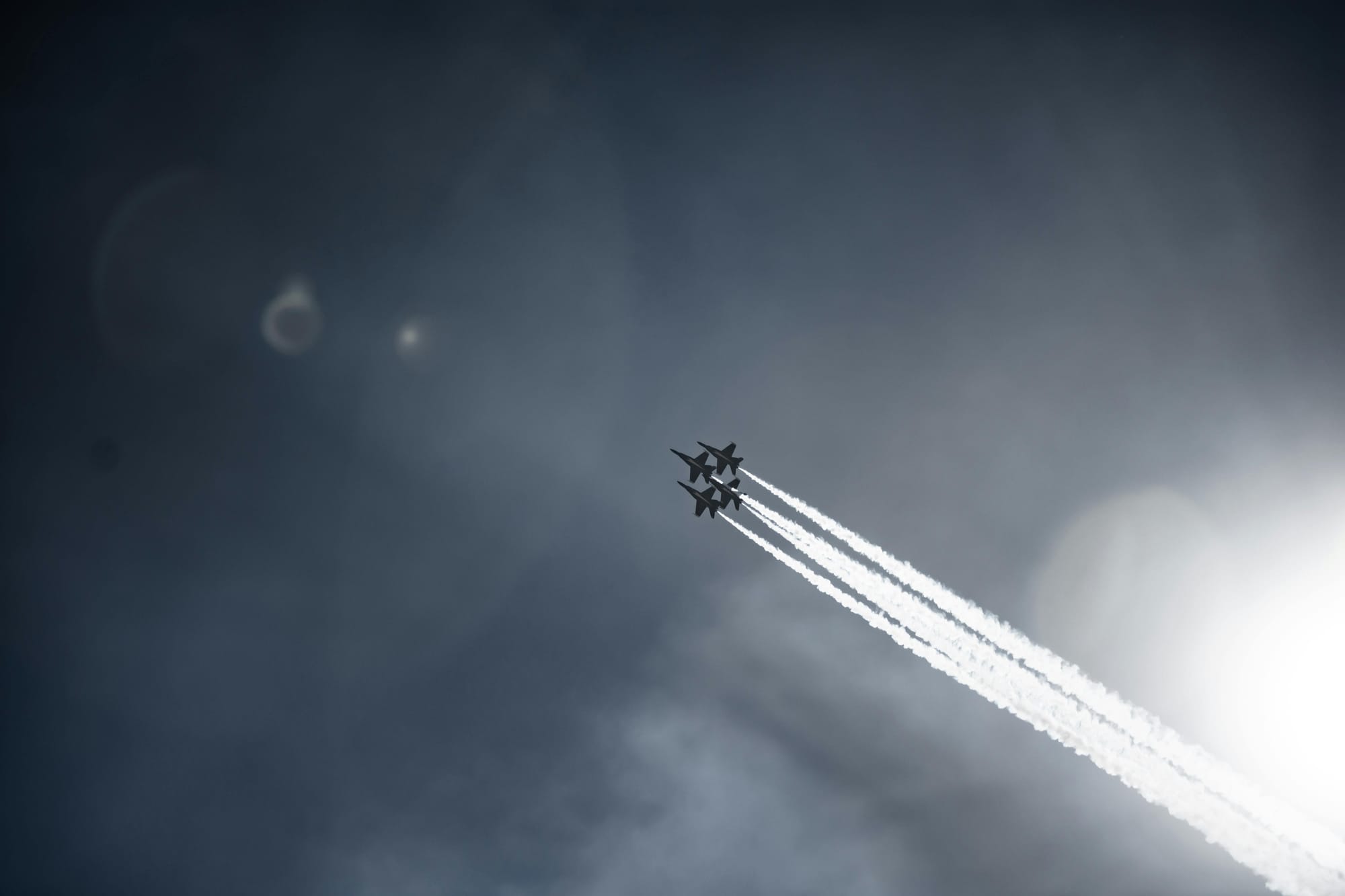 Hypersonic Weapons: Technology, Critical Chains, Doctrines and Governance (2010–2035). A Six-Chapter Technical–Strategic Assessment of Capability, Defence and Implications for International Stability