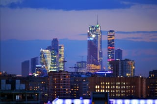 La Crisis de la Vivienda en España: Factores Estructurales, Impactos y Lecciones Internacionales e Históricas